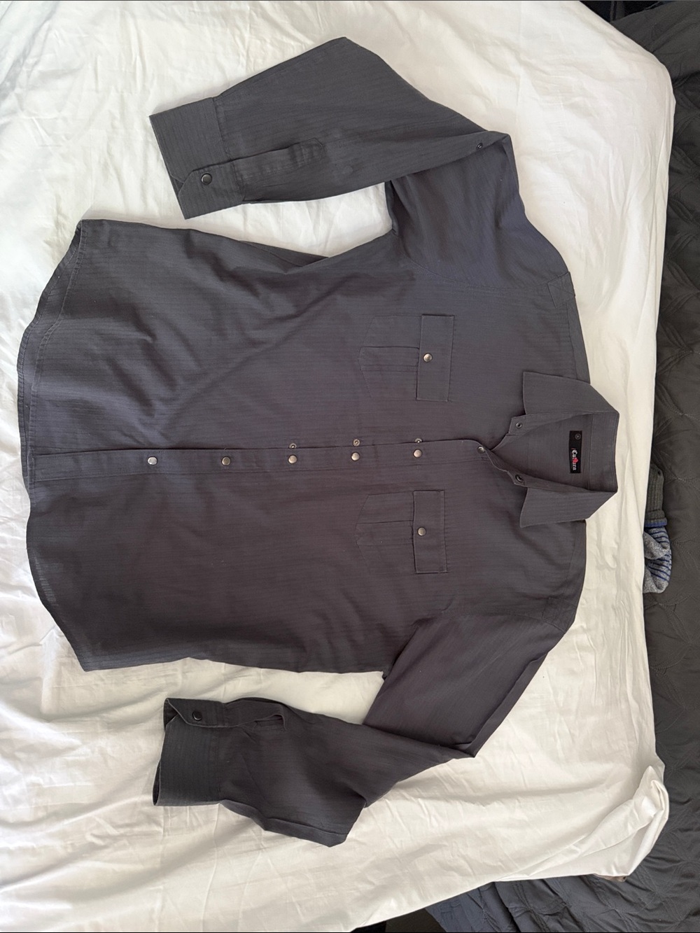 Men's Dark Gray Long-Sleeve Button-Down Shirt with Chest Pockets